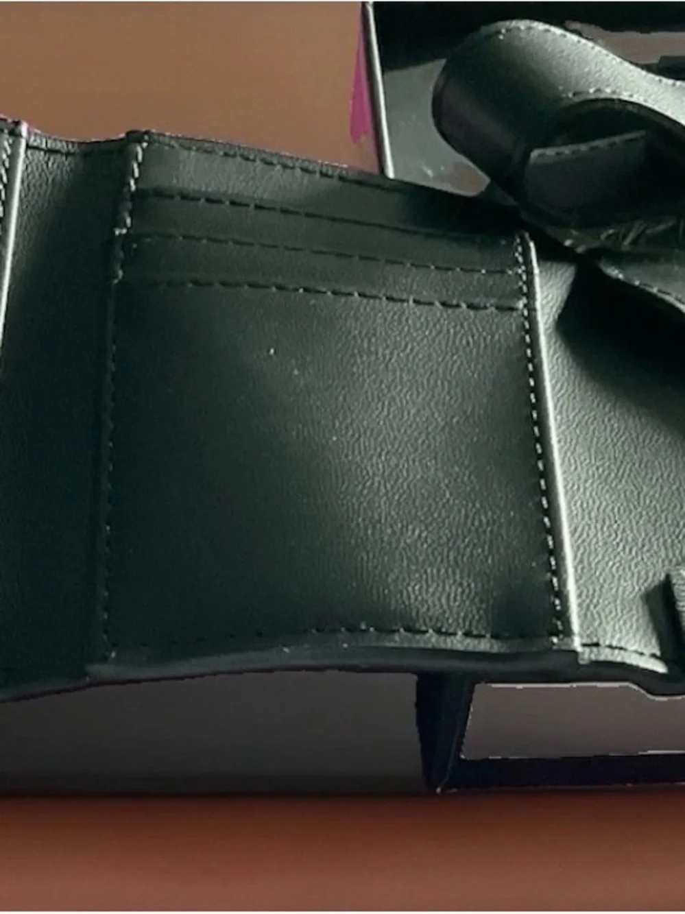 Runs Deep Black TrI-Fold Biker Wallet w/Chain on Belt Loop Holder. 3X4” NIB